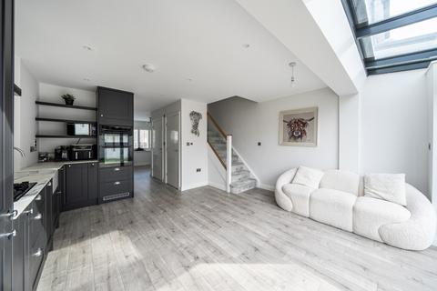 undefined, Castleview Road, Weybridge, KT13