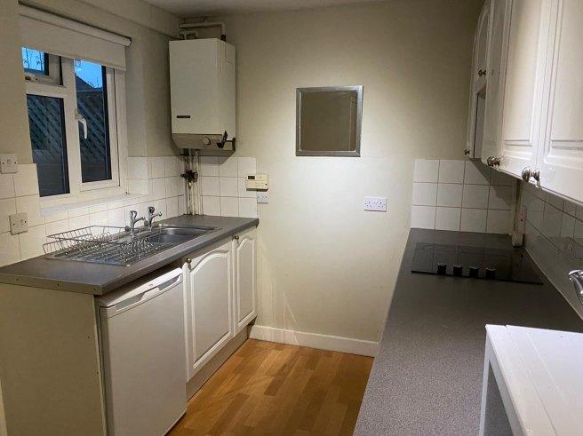 Bear-lane-gu9-7lf-922394