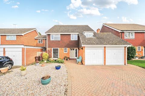 Falconers Field, Harpenden, AL5