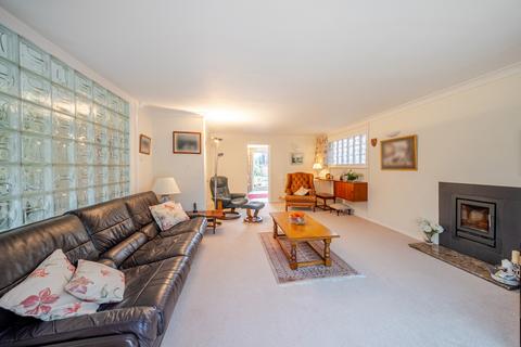 undefined, Falconers Field, Harpenden, AL5