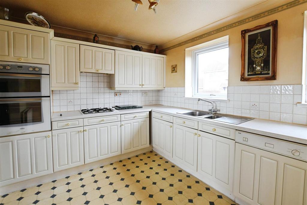 Fitted Kitchen