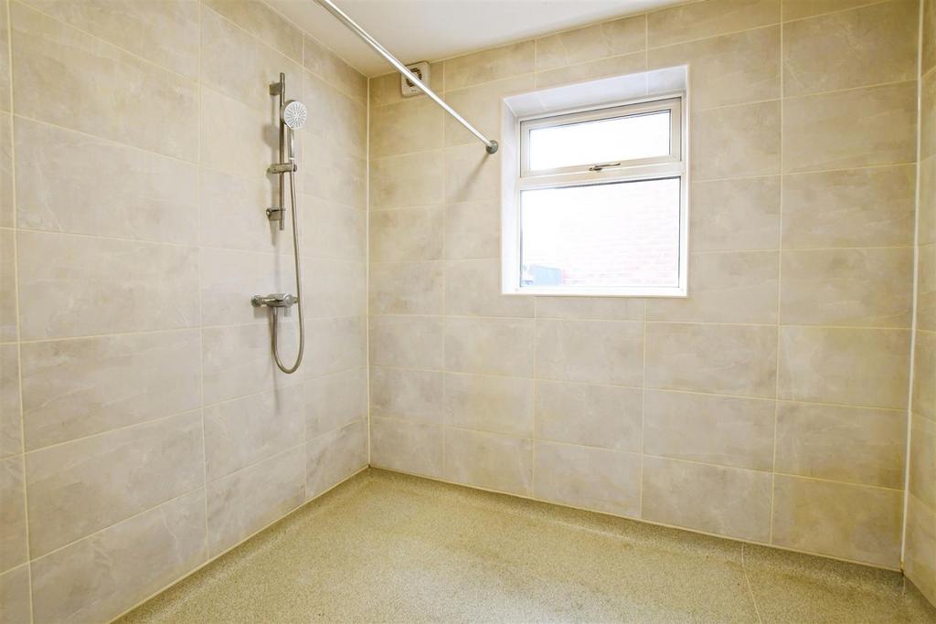 Ground Floor Wet Room