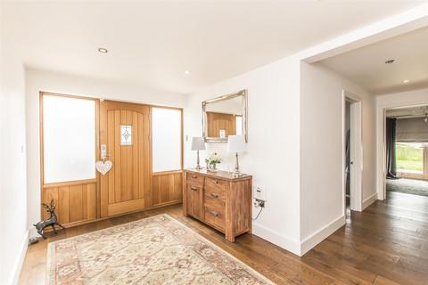 undefined, Holyfield, Nazeing