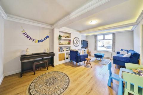 undefined, Westcott Crescent, London W7