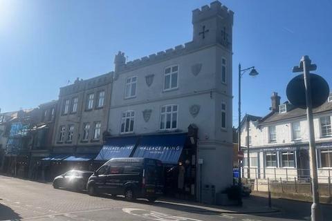 Studio to rent, Sea Street, Whitstable