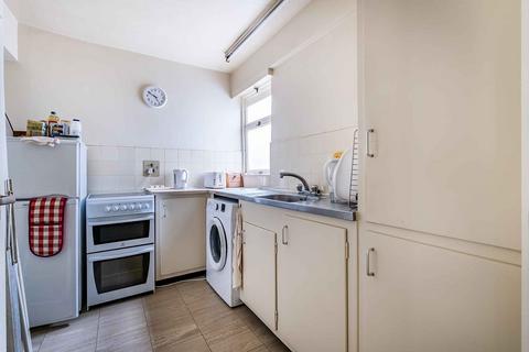 2 bedroom flat for sale, Weymouth Mews, London, W1G