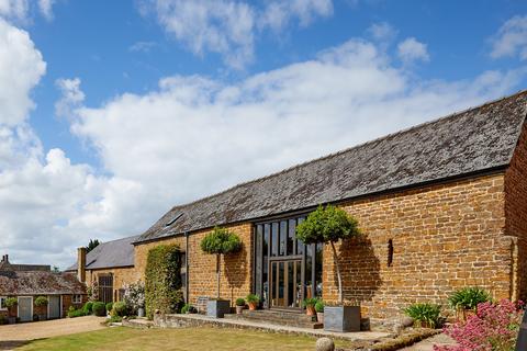 undefined, Upper Wardington, Upper Wardington, OX17