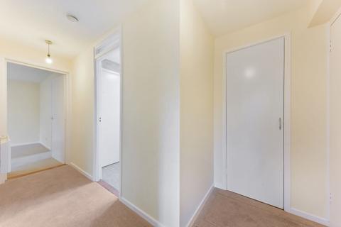 2 bedroom apartment to rent, Ashdown Way, London SW17