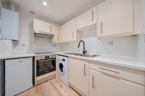 undefined, Station Road, Harpenden, AL5
