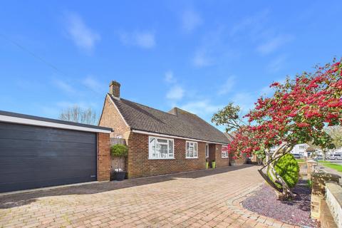 3 bedroom bungalow for sale, Baldric Road, Kent CT20