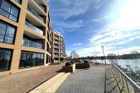 undefined, Trent Lane, Nottingham, Nottinghamshire, NG2