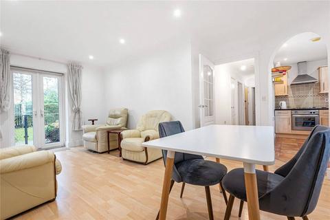 2 bedroom flat for sale, Forge Lane, Northwood, HA6