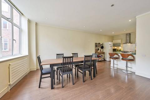 3 bedroom flat for sale, Upper Richmond Road, Putney, London, SW15