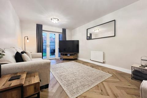 undefined, Tonbridge Close, Merseyside CH42