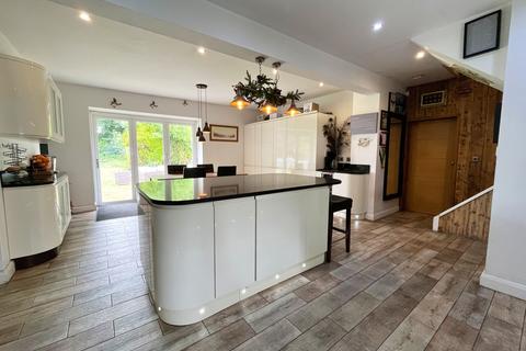 5 bedroom detached house for sale, Penstowe, Mwyndy, Pontyclun CF72 8PN