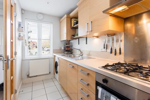 undefined, Smeeds Close, East Grinstead RH19