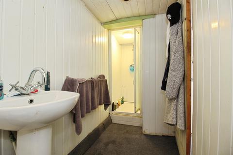 undefined, Longroyd Place, Leeds