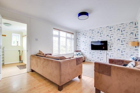 undefined, Samber Close, Lymington, SO41