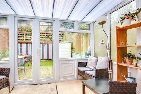 undefined, Samber Close, Lymington, SO41