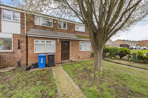 3 bedroom terraced house for sale, Ash Lane, Windsor