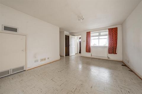 3 bedroom terraced house for sale, Ash Lane, Windsor