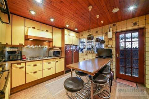 5 bedroom detached house for sale, Cedars Close, Hendon NW4