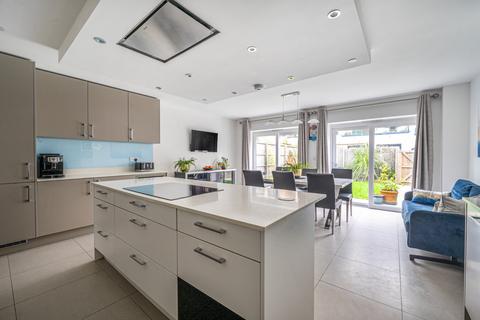 4 bedroom terraced house for sale, Noel Coward Avenue, Denham, UB9