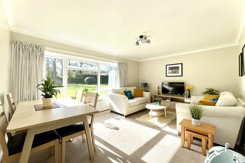 2 bedroom apartment for sale, Burnside, Christchurch BH23