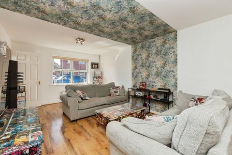 4 bedroom detached house for sale, Arncott Way, Aylesbury