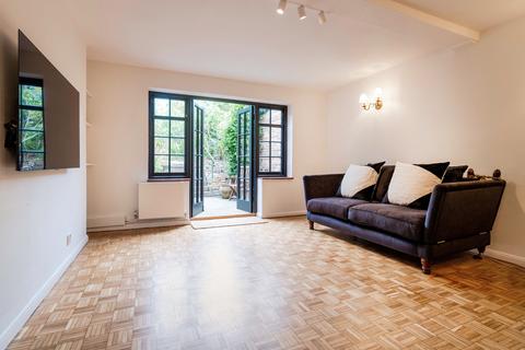 undefined, Village Road, Uxbridge, UB9