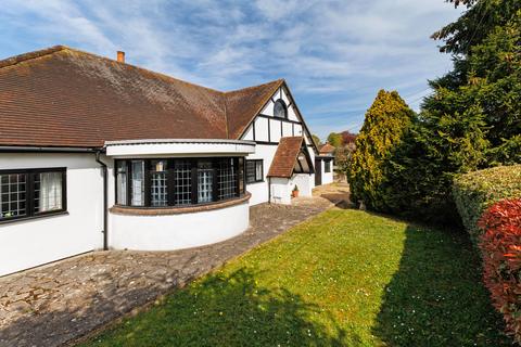 undefined, Coppice Drive, Wraysbury, TW19