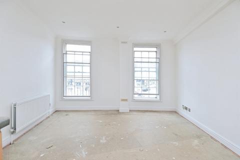 2 bedroom flat for sale, Easton Street, High Wycombe