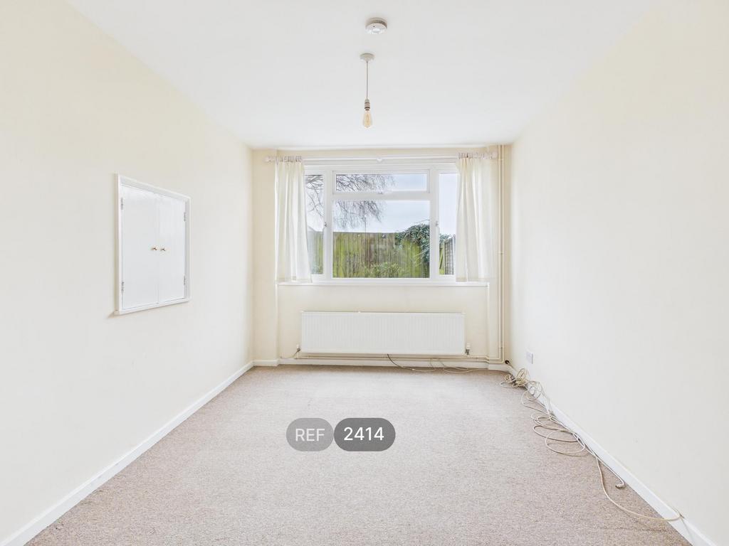 Living/Dining area