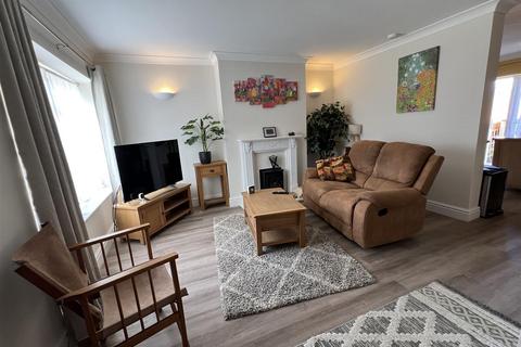 2 bedroom terraced house for sale, Albatross Way, Darlington
