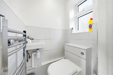 undefined, Hayward Close, Crayford