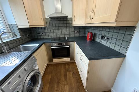 undefined, Huddersfield Road, Austerlands, Oldham