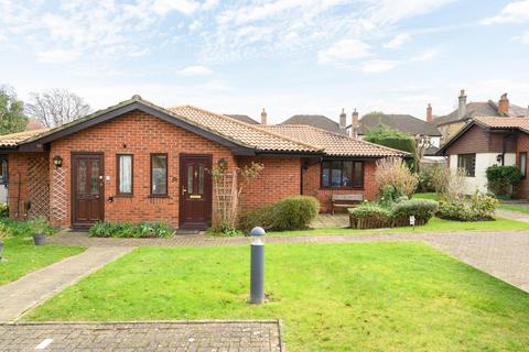 2 bedroom retirement property for sale, Oakmead Green, Epsom KT18
