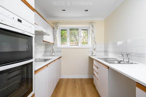 2 bedroom retirement property for sale, Oakmead Green, Epsom KT18