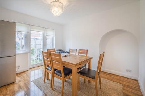 undefined, Chatsworth Gradens, New Malden