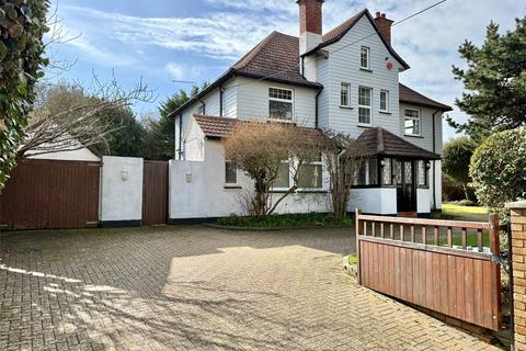 5 bedroom detached house for sale, Whitby Road, Lymington, Hampshire, SO41