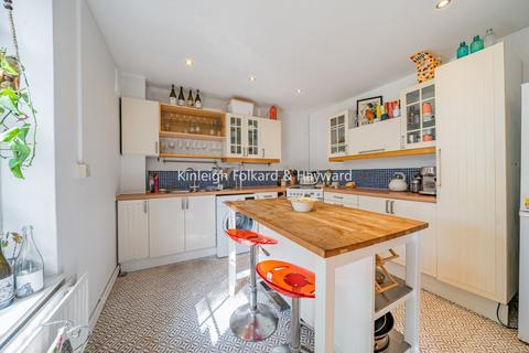 undefined, Bermondsey, George Row, London, SE16