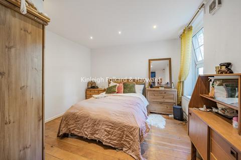 undefined, Bermondsey, George Row, London, SE16