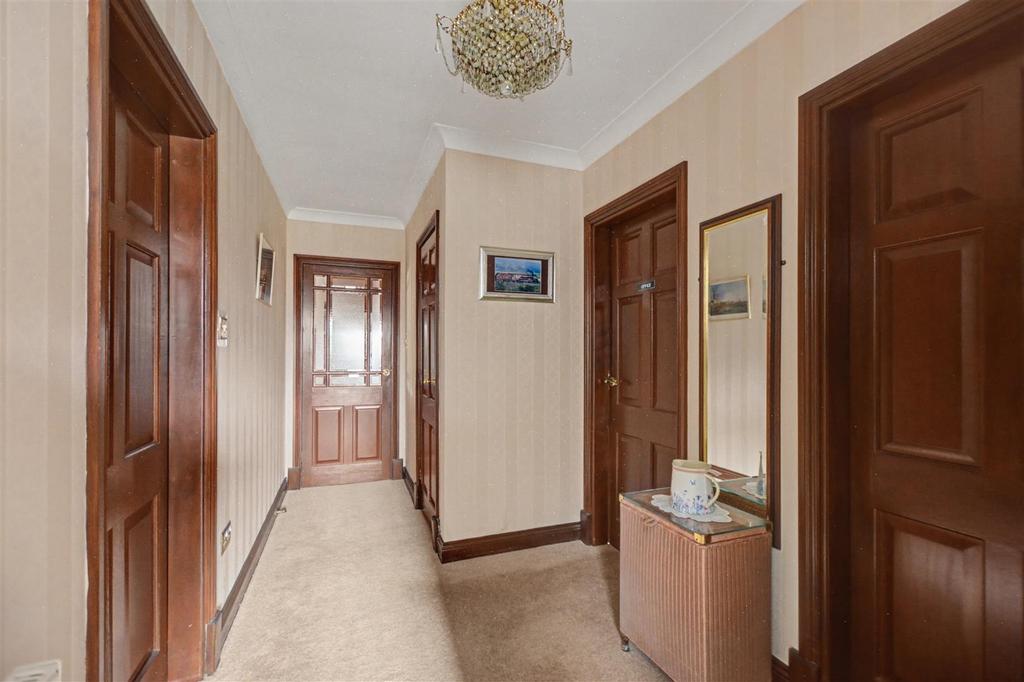 Hallway.jpeg
