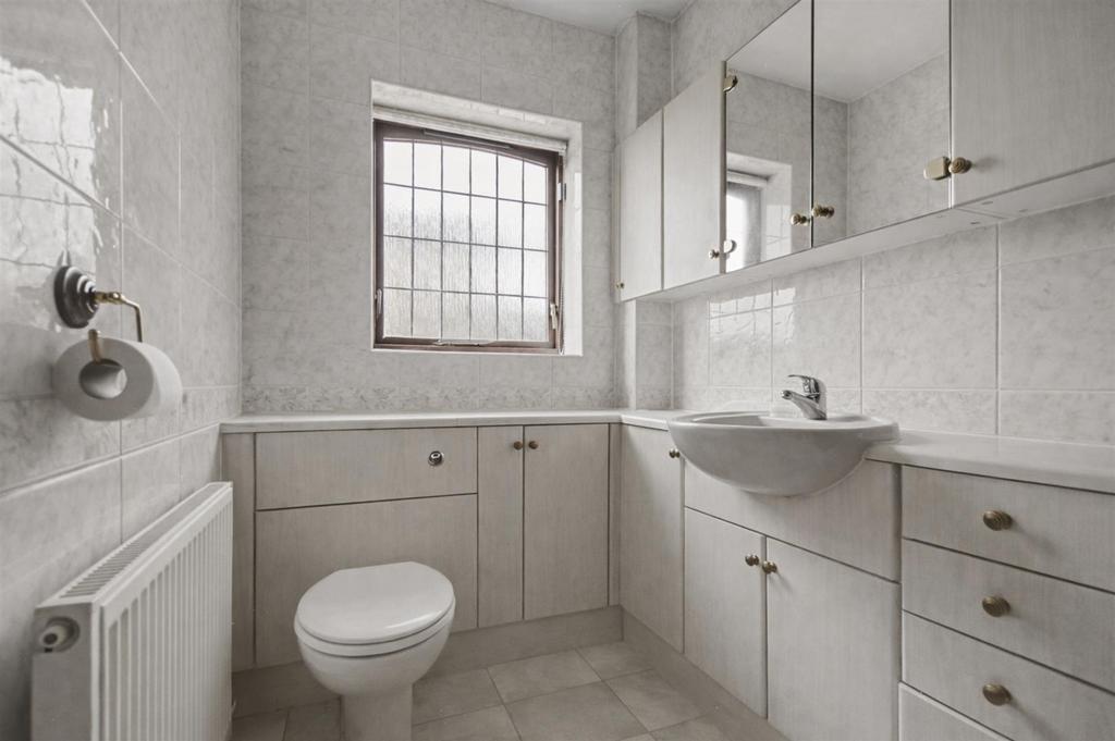 En Suite 1.jpeg