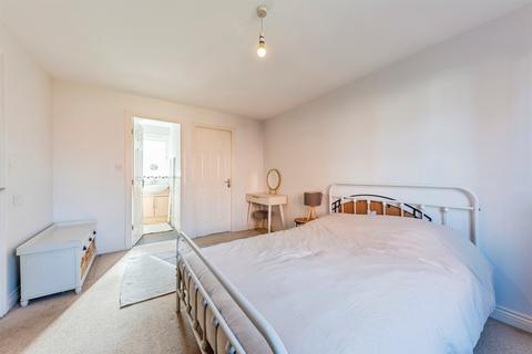 undefined, Neals Crescent, Grantham