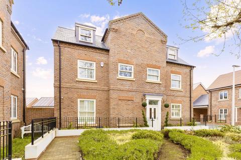 Uttley Lane, Beaconsfield, HP9