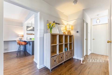 undefined, Minchin Close, Leatherhead, Surrey, KT22