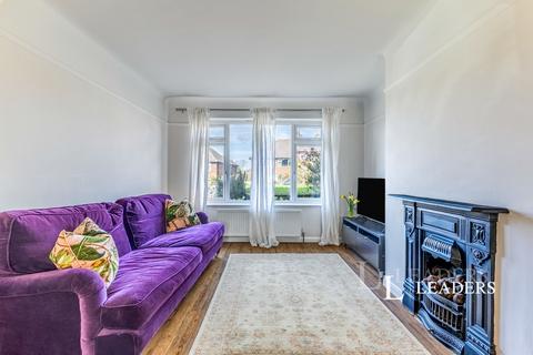 undefined, Minchin Close, Leatherhead, Surrey, KT22