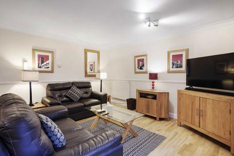 undefined, High Timber Street, London EC4V