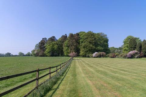 undefined, Rawlings Lane, Seer Green, HP9